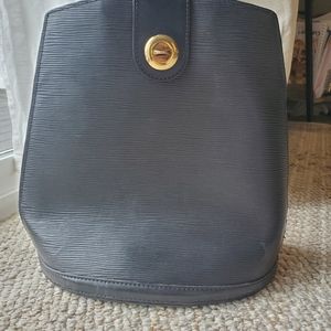 Louis Vuitton Shoulder Bag